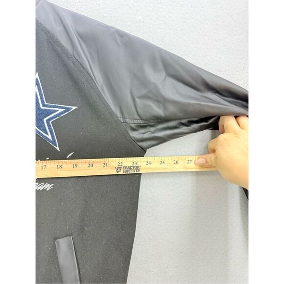 NFL Team Apparel Mens Black Gray Full Snap Dallas Cowboys Varsity Jacket Small - Picture 6 of 9